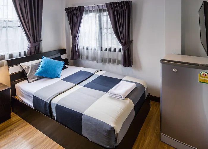 B&B The Cube Sathorn Boutique เดอะ คิวบ์ สาทร บูติค โฮเทล Near Bts Surasak