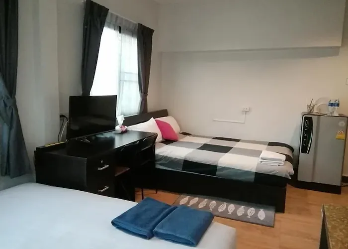 The Cube Sathorn Boutique เดอะ คิวบ์ สาทร บูติค โฮเทล Near Bts Surasak B&B