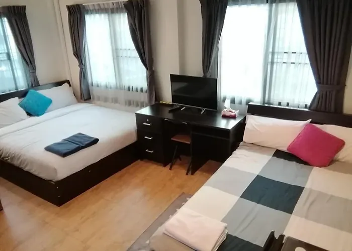B&B The Cube Sathorn Boutique เดอะ คิวบ์ สาทร บูติค โฮเทล Near Bts Surasak