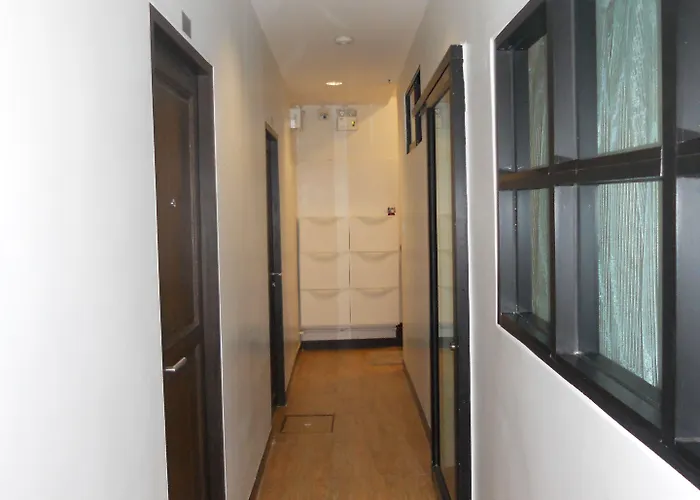 The Cube Sathorn Boutique เดอะ คิวบ์ สาทร บูติค โฮเทล Near Bts Surasak 3*